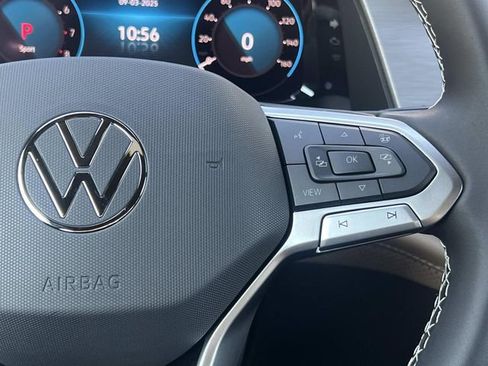 New 2026 Volkswagen Atlas Cross Sport SE image 21