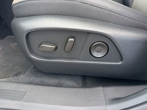 New 2026 Chevrolet Equinox LT w/ Convenience Package II image 10