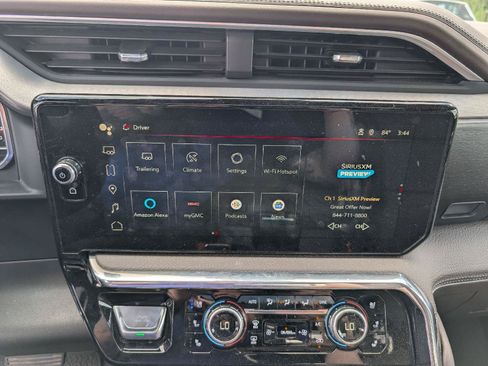 Used 2024 GMC Sierra 1500 Denali w/ Technology Package AWD/4WD image 20