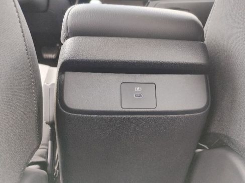 New 2026 Nissan Sentra SV w/ SV Convenience Package FWD image 10