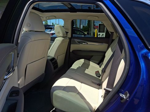 Certified 2023 Cadillac XT5 Premium Luxury w/ Technology Package AWD/4WD image 23