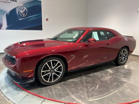 Used 2023 Dodge Challenger R/T image 3