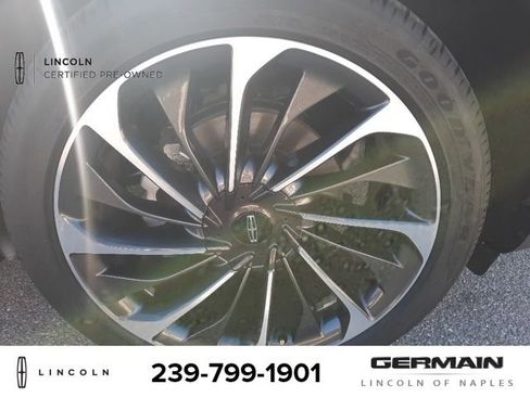 Used 2025 Lincoln Aviator Reserve w/ Luxury Package image 8