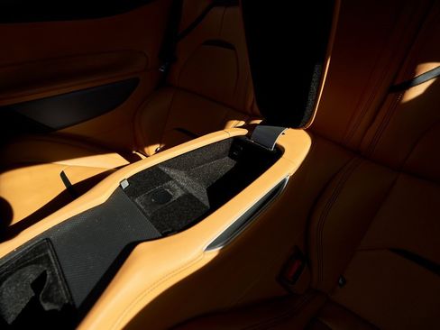 Used 2018 Ferrari GTC4Lusso image 47