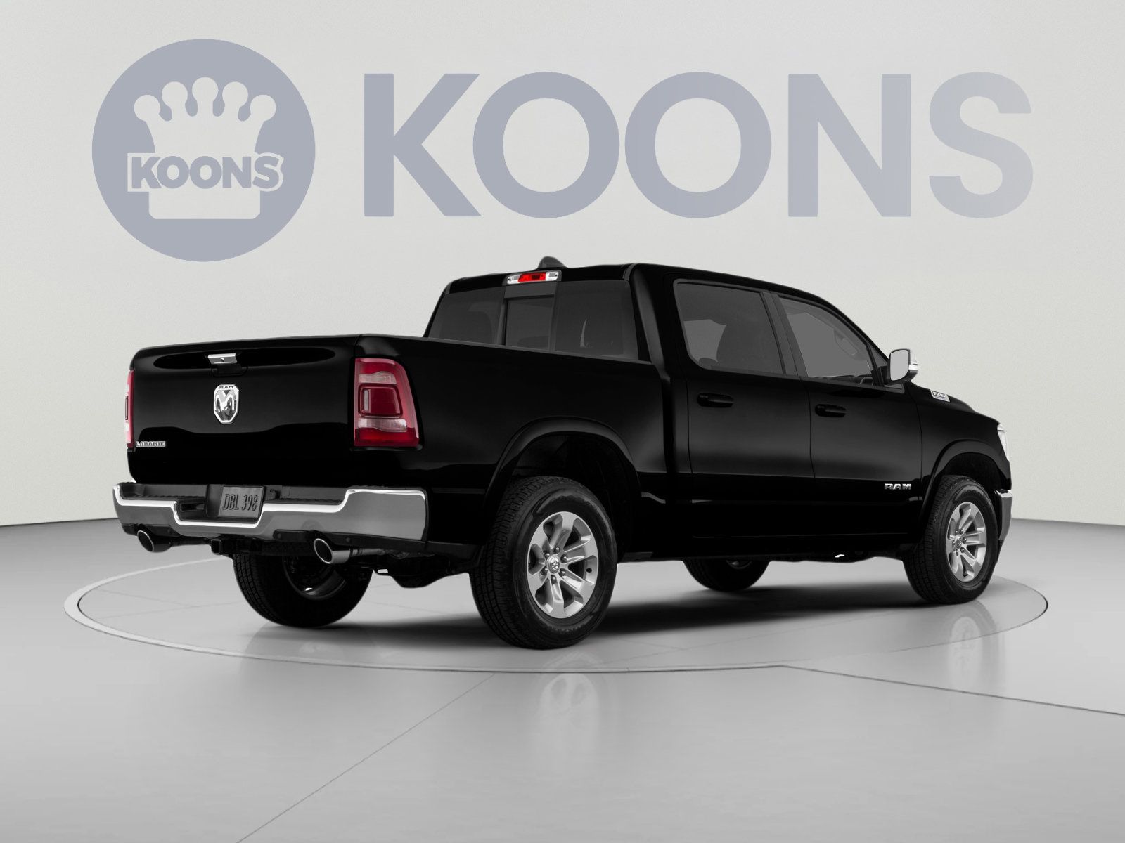 Used 2023 RAM 1500 Laramie AWD/4WD image 4