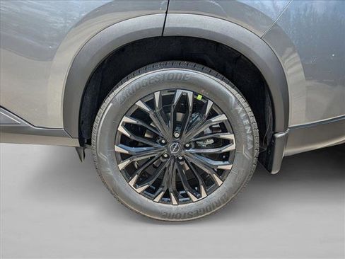 New 2026 Nissan Rogue SV FWD image 9