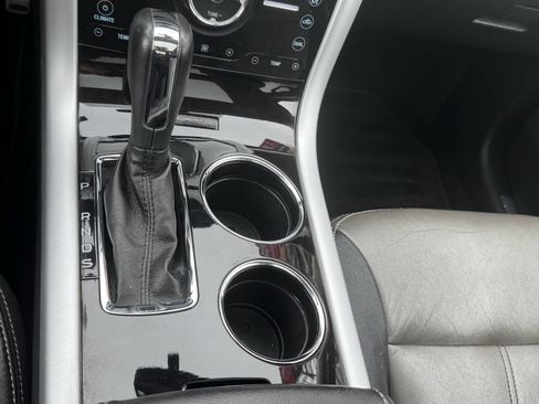 Used 2013 Ford Edge Sport w/ Driver Entry Pkg image 16