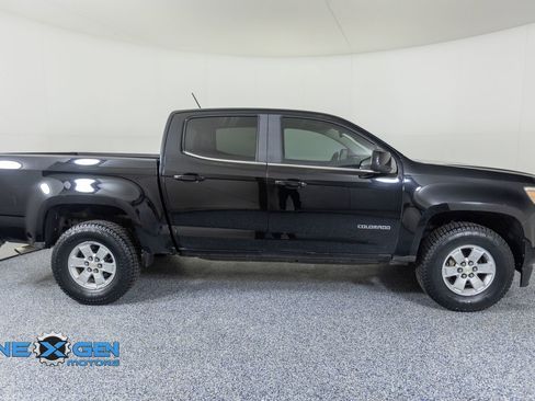Used 2020 Chevrolet Colorado W/T w/ WT Convenience Package RWD image 8