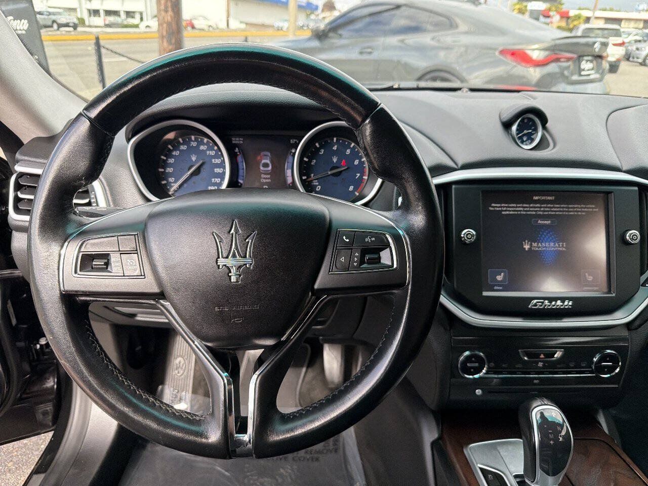 Used 2015 Maserati Ghibli S Q4 AWD/4WD image 27