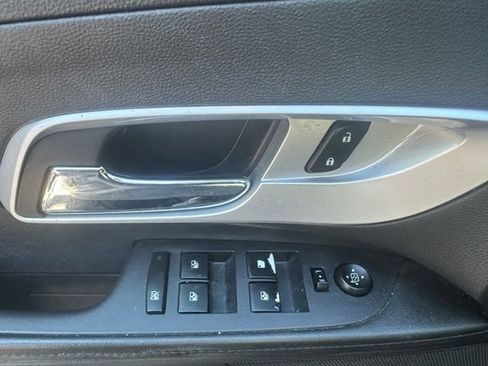 Used 2016 Chevrolet Equinox LTZ w/ Enhanced Convenience Package AWD/4WD image 11