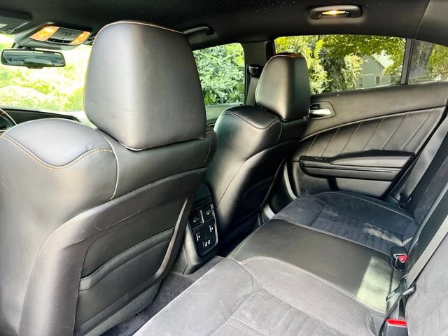 Used 2018 Dodge Charger R/T RWD image 21