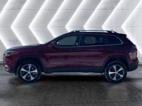 Used 2019 Jeep Cherokee Limited image 3