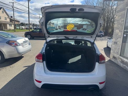 Used 2017 Kia Forte LX image 17