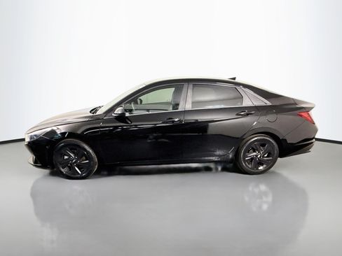Used 2022 Hyundai Elantra SEL FWD image 6