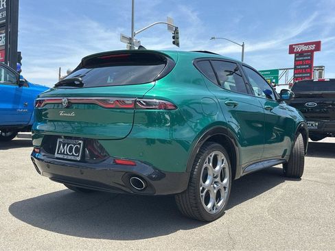 Used 2024 Alfa Romeo Tonale Veloce AWD/4WD image 13