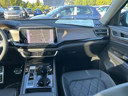 New 2026 Volkswagen Atlas SEL Premium R-Line image 10