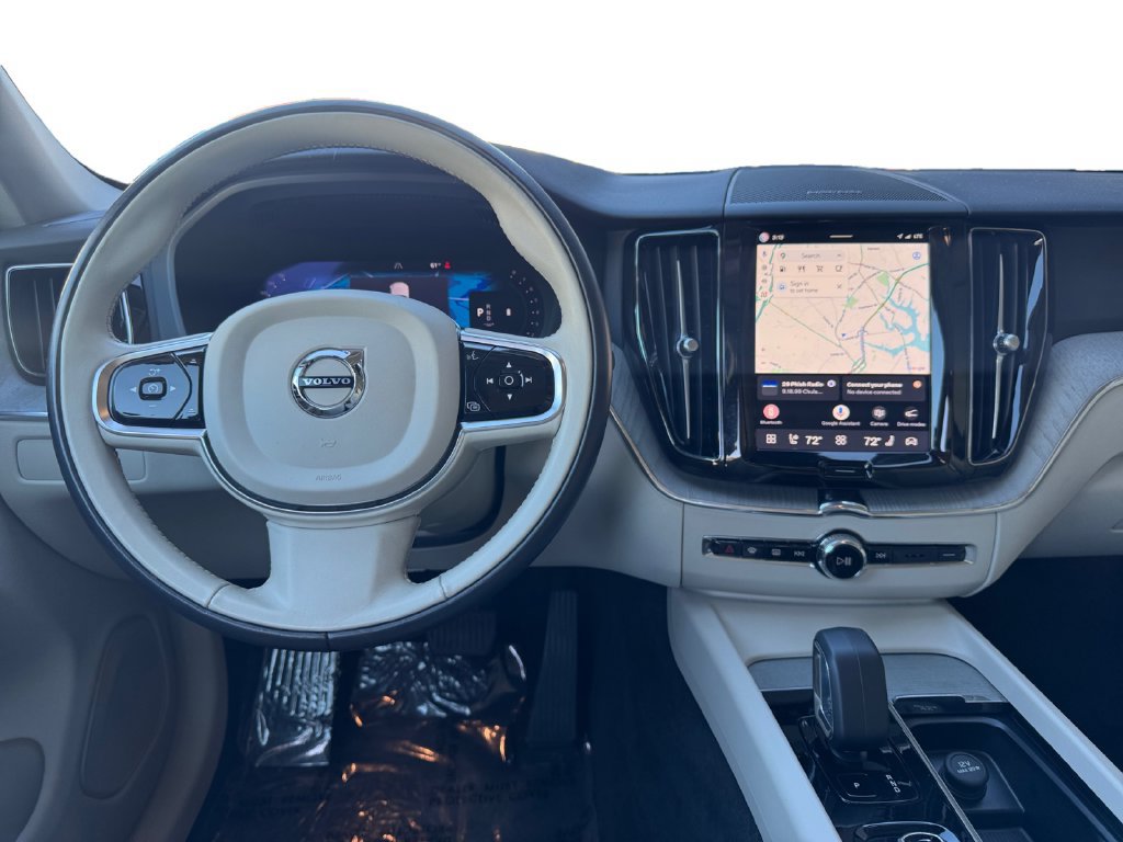 Certified 2024 Volvo XC60 B5 Plus w/ Climate Package AWD/4WD image 28