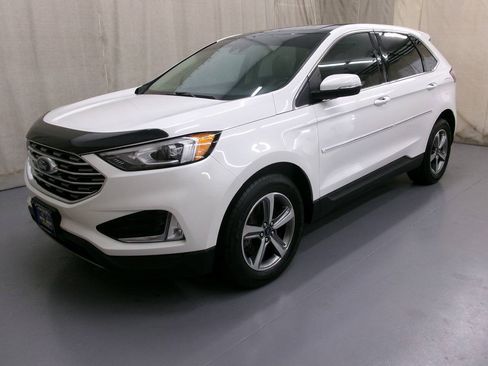 Used 2020 Ford Edge SEL w/ Convenience Package AWD/4WD image 2