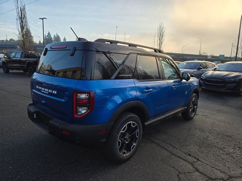 New 2025 Ford Bronco Sport Outer Banks w/ Outer Banks Tech Package+ image 5