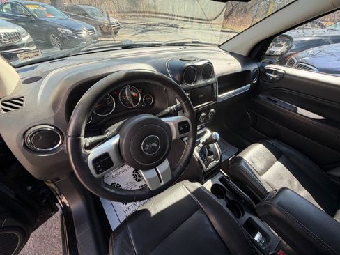 Used 2016 Jeep Compass High Altitude AWD/4WD image 19