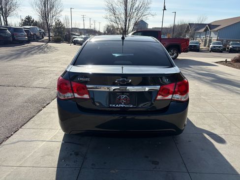 Used 2013 Chevrolet Cruze LT image 9