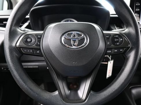 Used 2021 Toyota Corolla LE FWD image 21