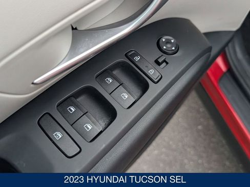 Used 2023 Hyundai Tucson SEL w/ Convenience Package image 12