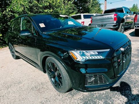 Used 2023 Audi SQ7 Prestige AWD/4WD image 1