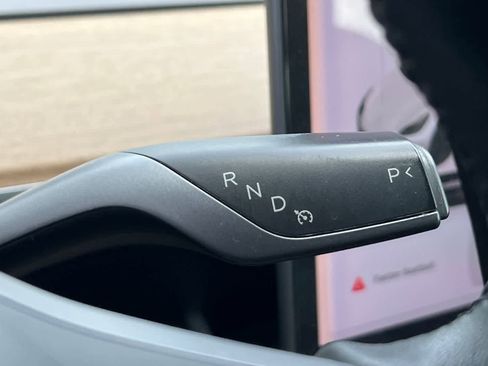 Used 2019 Tesla Model 3 Long Range AWD/4WD image 23