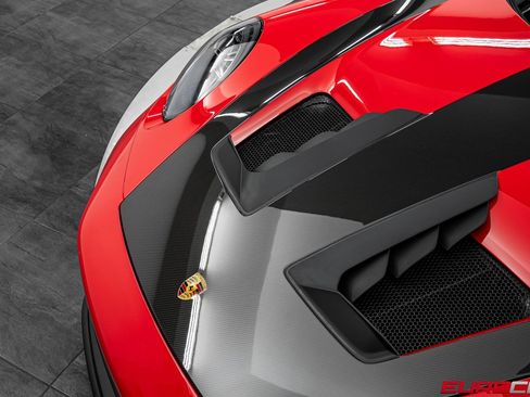 Used 2025 Porsche 911 GT3 RS image 9