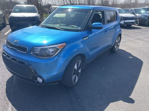 Used 2016 Kia Soul + w/ Designer's Package image 3