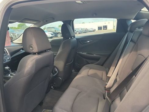 Used 2023 Chevrolet Malibu LT FWD image 7