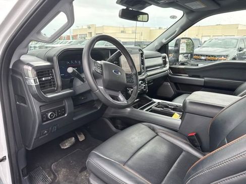 Used 2025 Ford F350 Lariat w/ Lariat Ultimate Package AWD/4WD image 10