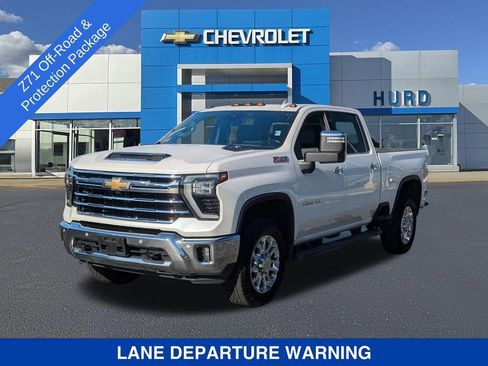 Used 2024 Chevrolet Silverado 2500 LTZ w/ LTZ Convenience Package image 9