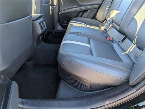 Used 2025 Toyota Camry SE image 20