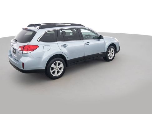 Used 2014 Subaru Outback 2.5i Premium image 5