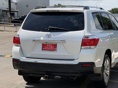 Used 2013 Toyota Highlander Limited FWD image 7