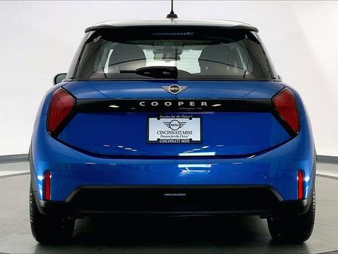 Certified 2025 MINI Cooper 2-Door Hardtop image 3