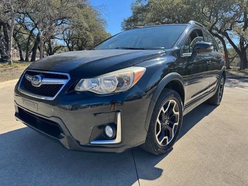 Used 2016 Subaru Crosstrek 2.0i Limited AWD/4WD image 2
