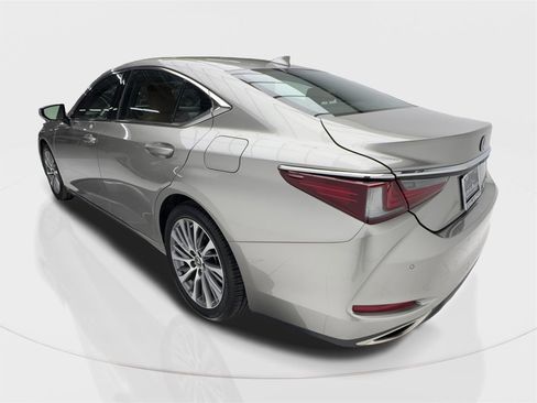 Used 2020 Lexus ES 350 w/ Premium Package image 10