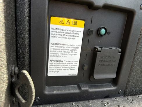 Used 2023 Ford F150 Lariat w/ Max Trailer Tow Package image 11