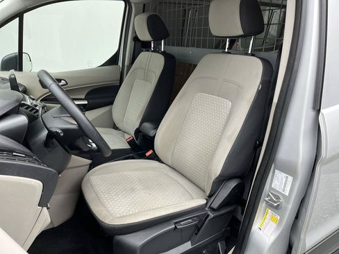 Used 2023 Ford Transit Connect XLT FWD image 8