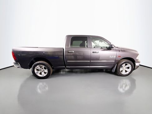 Used 2018 RAM 1500 Classic SLT w/ SLT Plus D￩cor Group image 11