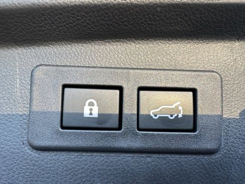 Used 2025 Subaru Outback Touring XT image 24