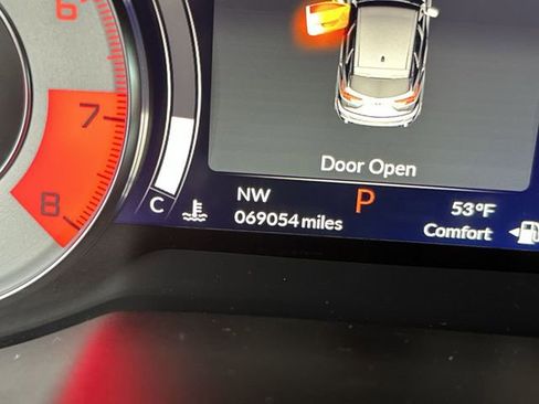 Used 2019 Acura RDX A-Spec image 16