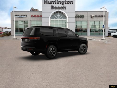 New 2026 Jeep Grand Wagoneer Limited w/ Premium Group II image 8