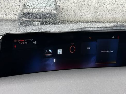Certified 2025 Lincoln Navigator L Reserve AWD/4WD image 20