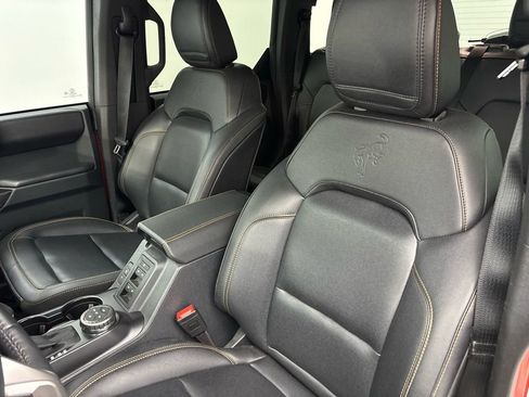 Used 2024 Ford Bronco Badlands image 26