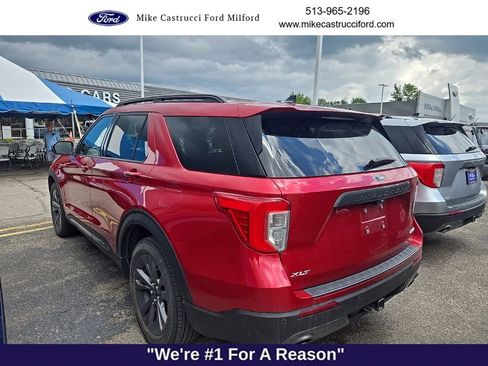Used 2023 Ford Explorer XLT w/ Equipment Group 202A AWD/4WD image 5