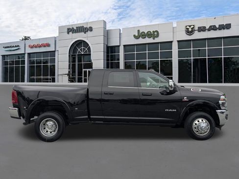 New 2026 RAM 3500 Longhorn AWD/4WD image 2